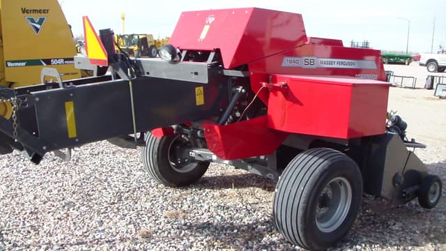 Image of Massey Ferguson 1840 equipment image 4