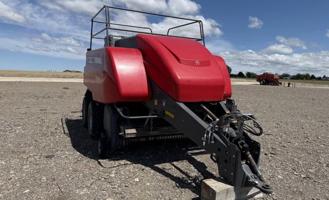 Image of Massey Ferguson 2270XD equipment image 1