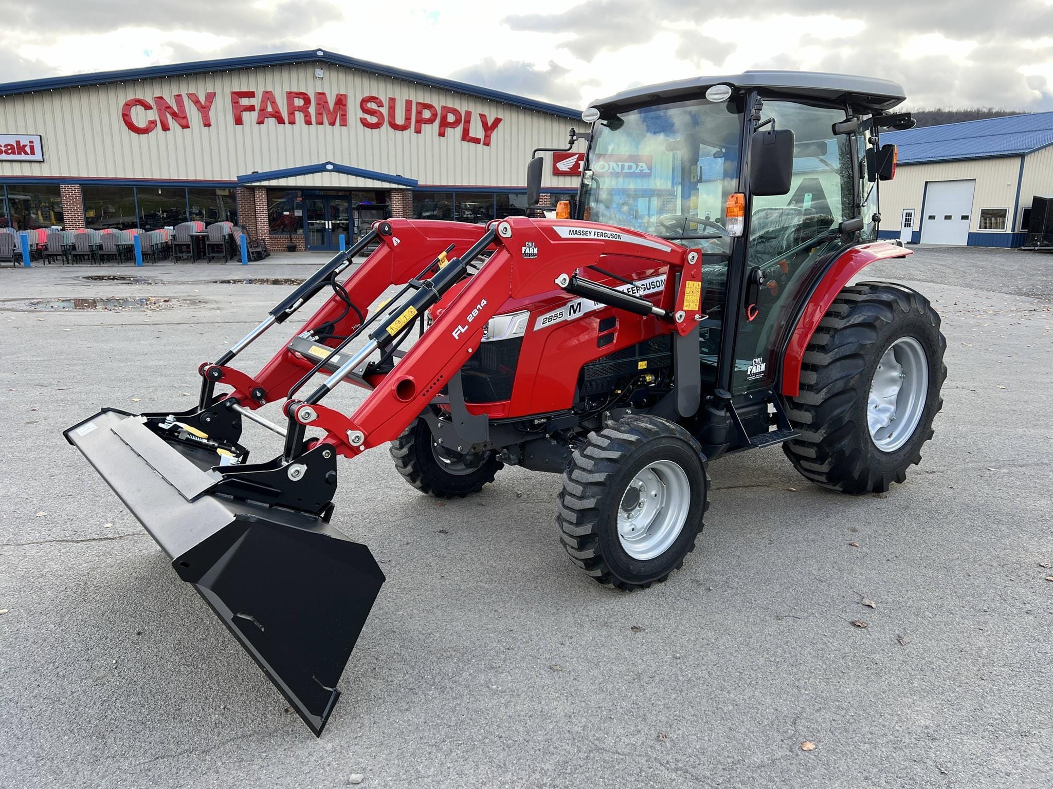 2023 Massey Ferguson 2855M Equipment Image0