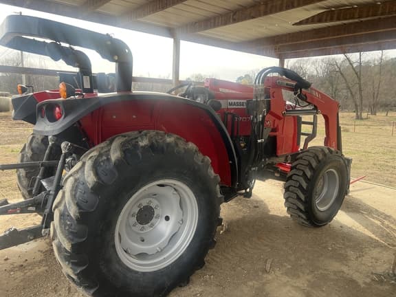 Image of Massey Ferguson 4707 equipment image 3