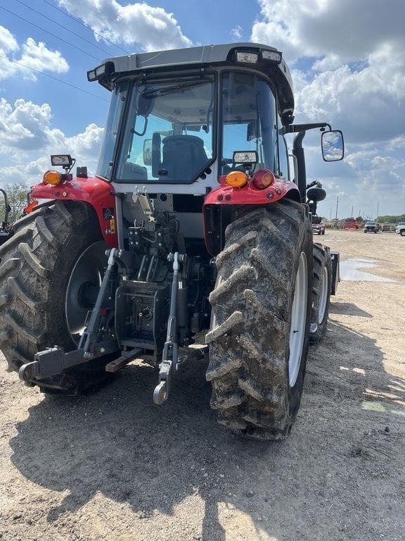 Image of Massey Ferguson 5S.135 equipment image 2