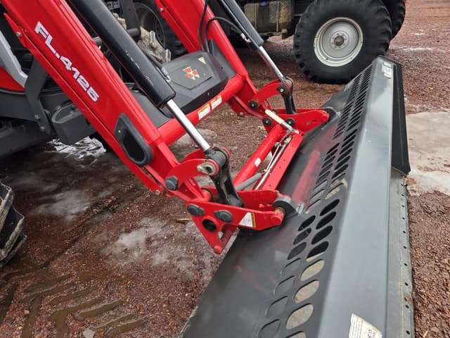 Image of Massey Ferguson 6S.165 equipment image 4