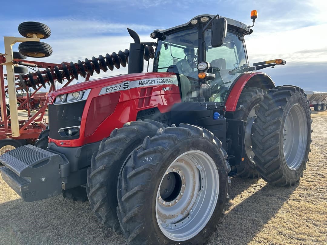 Image of Massey Ferguson 8737S Primary image
