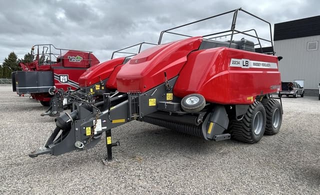 Image of Massey Ferguson LB2234 equipment image 1