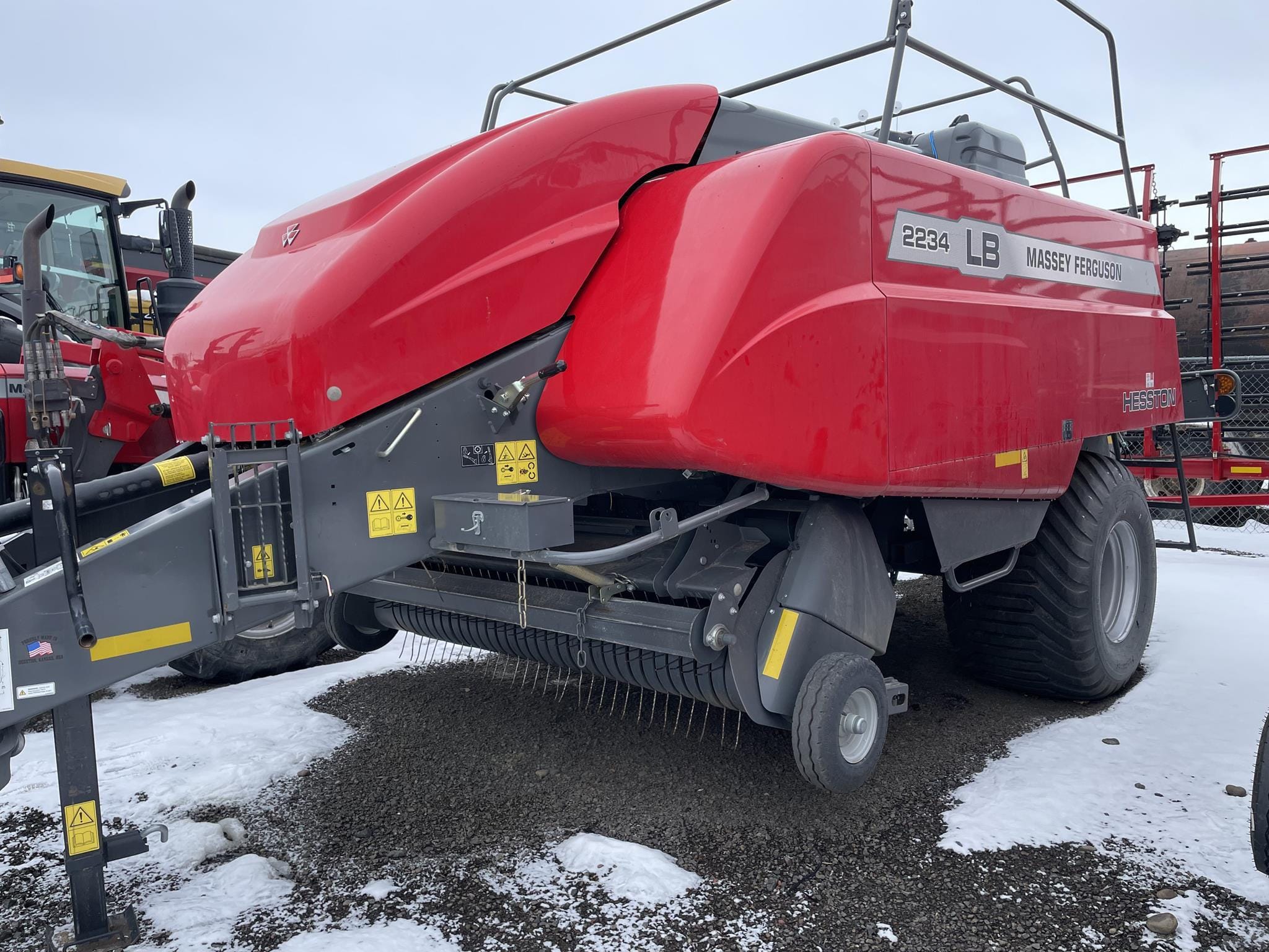 2023 Massey Ferguson LB2234 Equipment Image0
