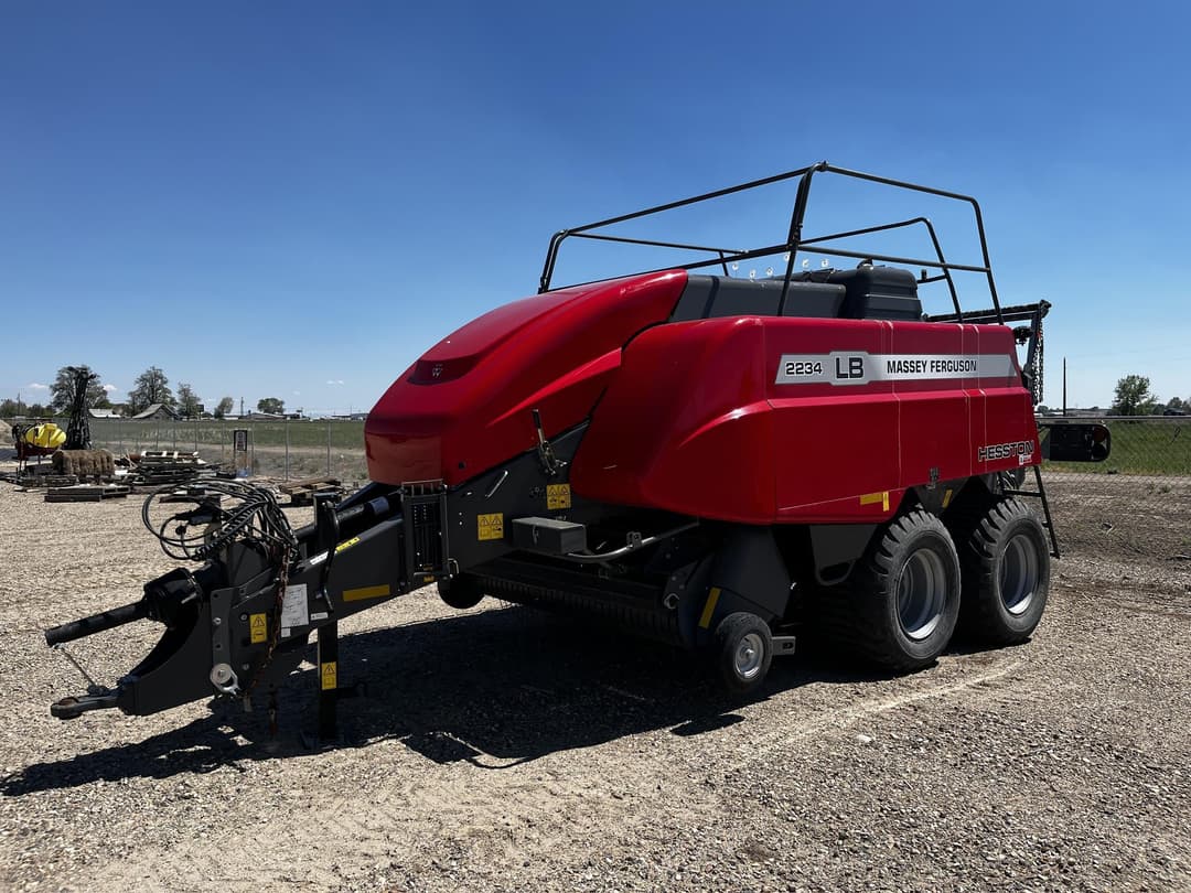 Image of Massey Ferguson LB2234 Primary image