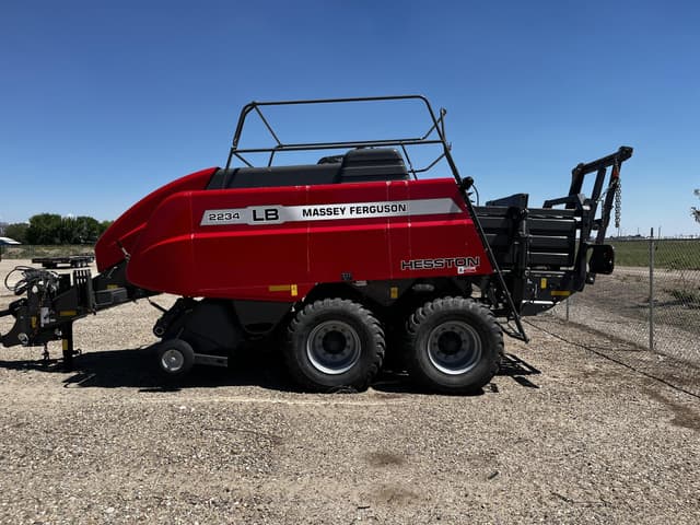 Image of Massey Ferguson LB2234 equipment image 1