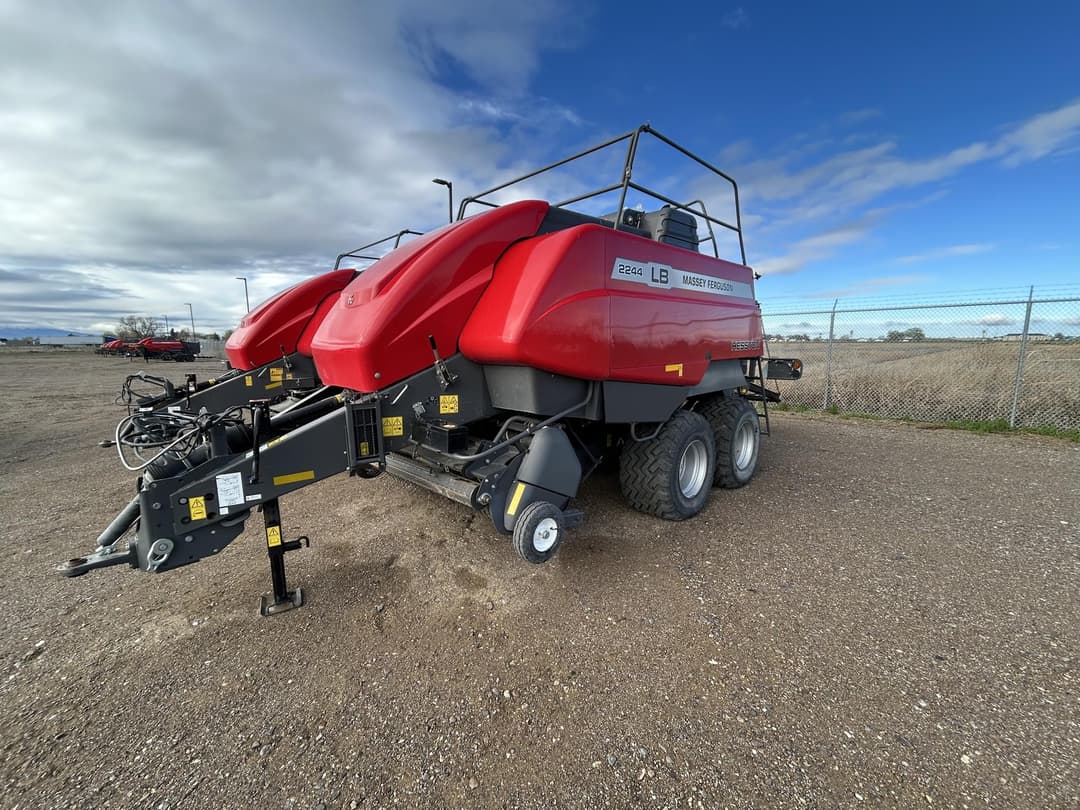 Image of Massey Ferguson LB2244 Primary image