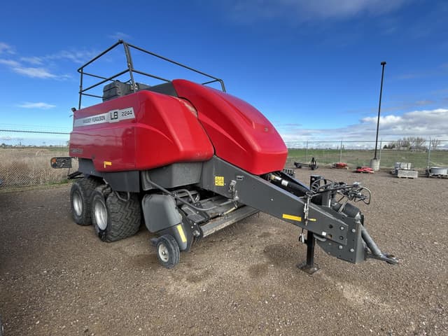 Image of Massey Ferguson LB2244 equipment image 1