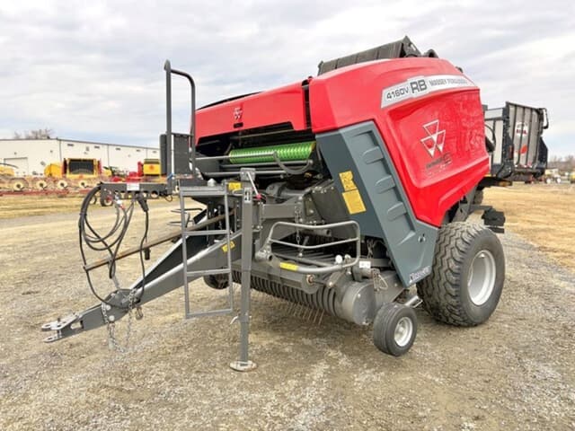 Image of Massey Ferguson RB4160V equipment image 1