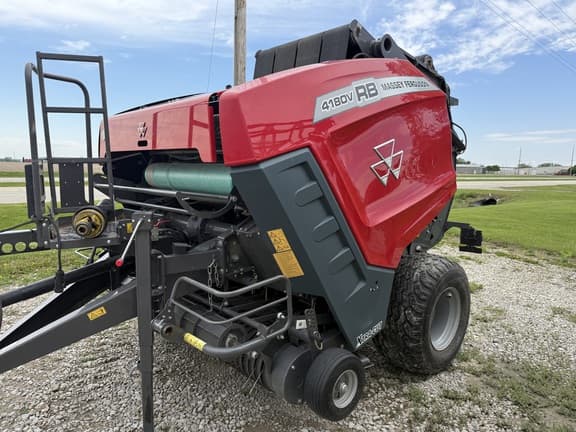 Image of Massey Ferguson RB4180V equipment image 2