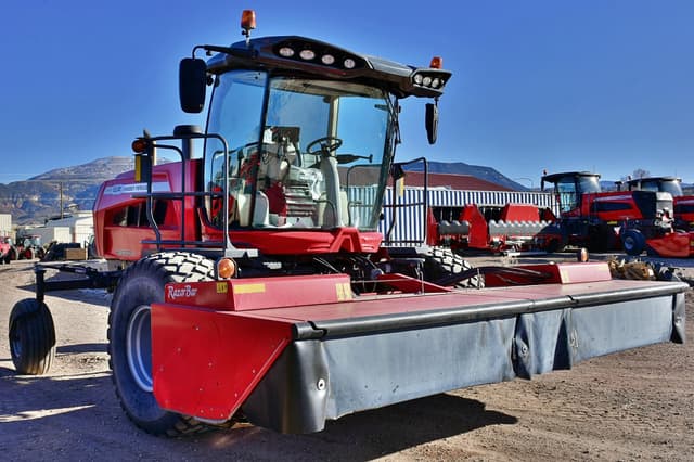 Image of Massey Ferguson WR265 equipment image 2