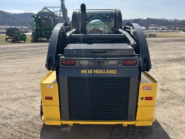 Image of New Holland C332 equipment image 3