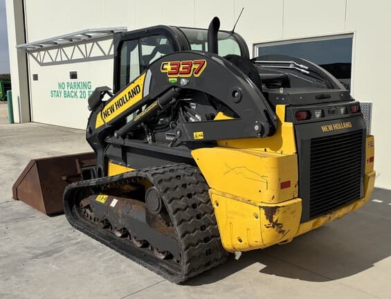 Image of New Holland C337 equipment image 4