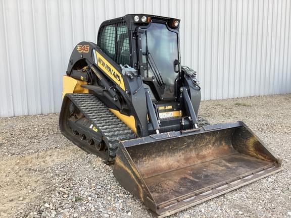Image of New Holland C345 equipment image 4
