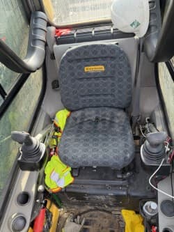 Image of New Holland C362 equipment image 4