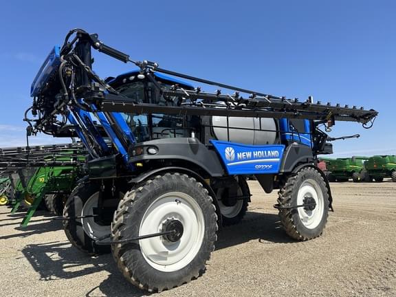 Image of New Holland SP370F equipment image 2