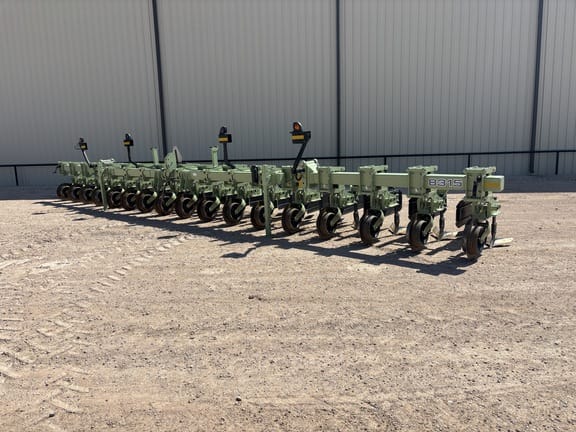 2023 Orthman 8315 Equipment Image0