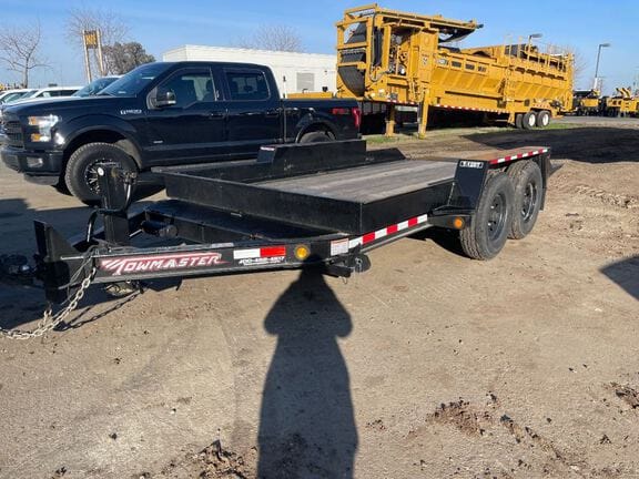 2023 Towmaster T-12DT Equipment Image0