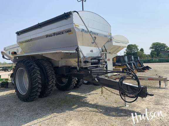 2023 Unverferth Pro-Force 1450 Equipment Image0