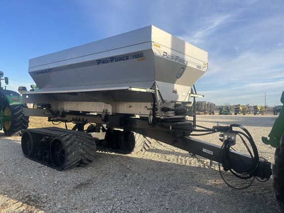 2023 Unverferth Pro Force 1850 Equipment Image0