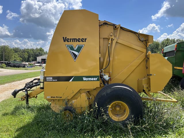 Image of Vermeer 605N Cornstalk Special equipment image 1