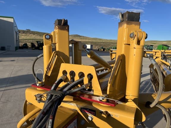 Image of Vermeer R2800 equipment image 2