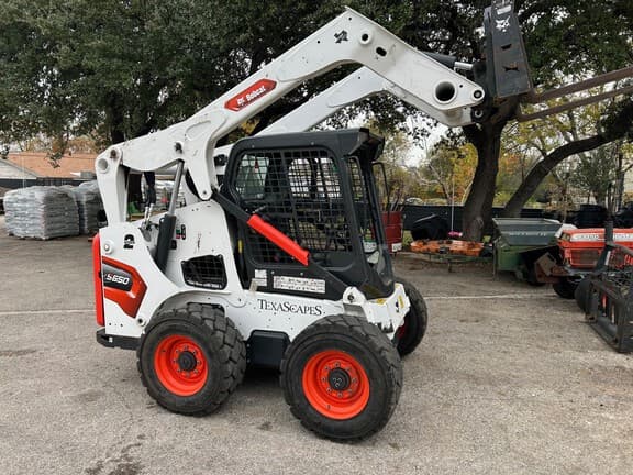 Image of Bobcat S650 equipment image 4