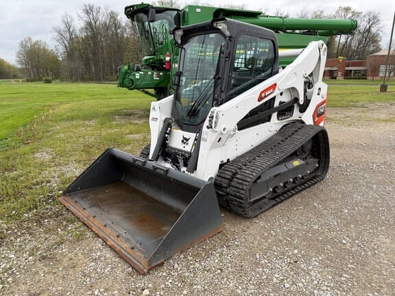 2024 Bobcat T740 Equipment Image0