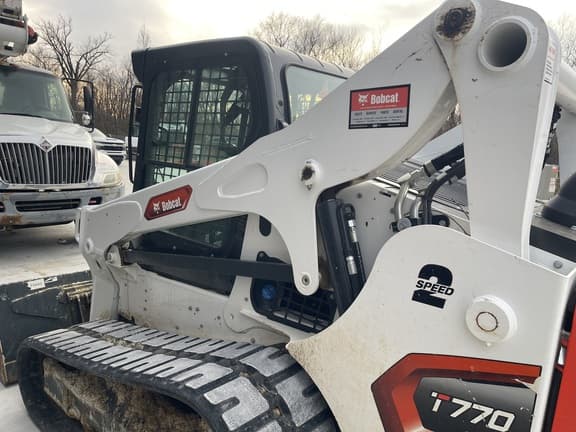 Image of Bobcat T770 equipment image 3