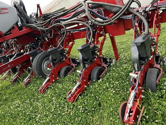 Image of Case IH 2130 equipment image 4
