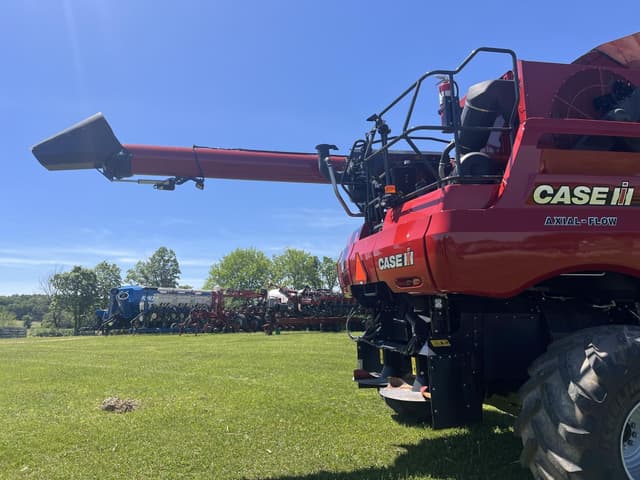 Image of Case IH 8250 equipment image 3