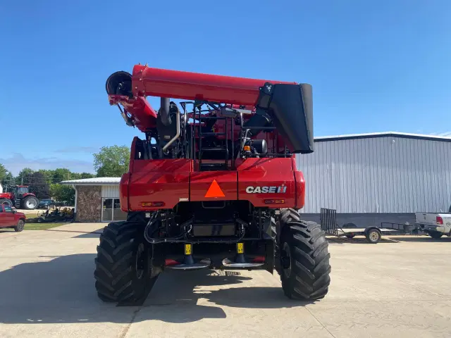 Image of Case IH 8250 equipment image 1