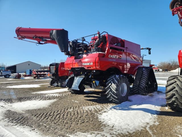 Image of Case IH 8250 equipment image 2