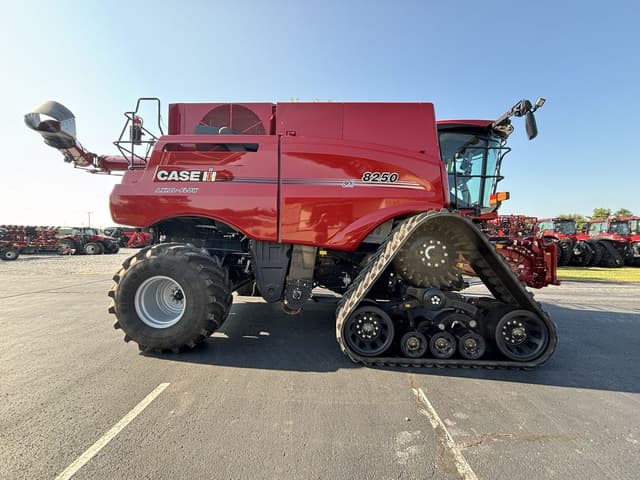Image of Case IH 8250 equipment image 3