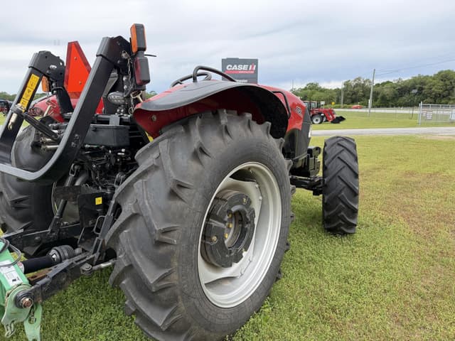Image of Case IH Farmall 115A equipment image 2