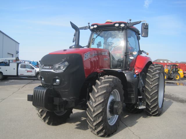 Image of Case IH Magnum 240 equipment image 4