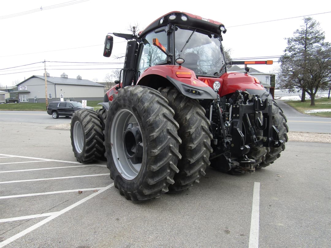 Image of Case IH Magnum 400 Primary image
