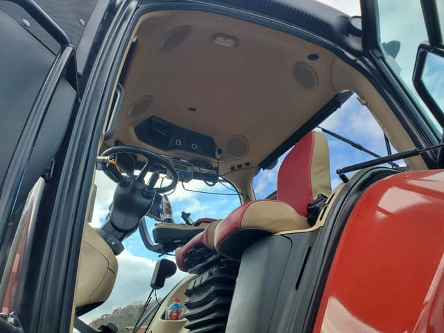 Image of Case IH Magnum 400 equipment image 3