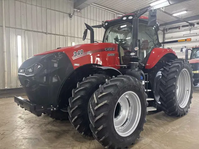Image of Case IH Magnum 340 equipment image 1