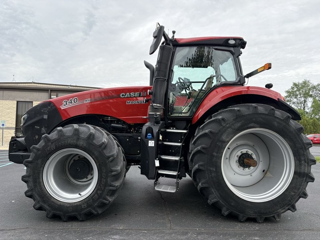 2024 Case IH Magnum 340 Equipment Image0