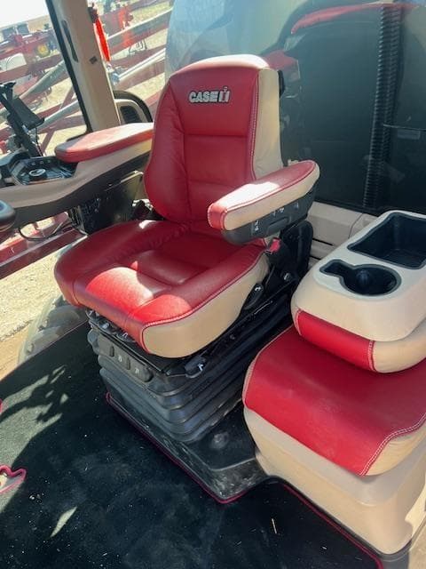 Image of Case IH Patriot 4350 equipment image 3