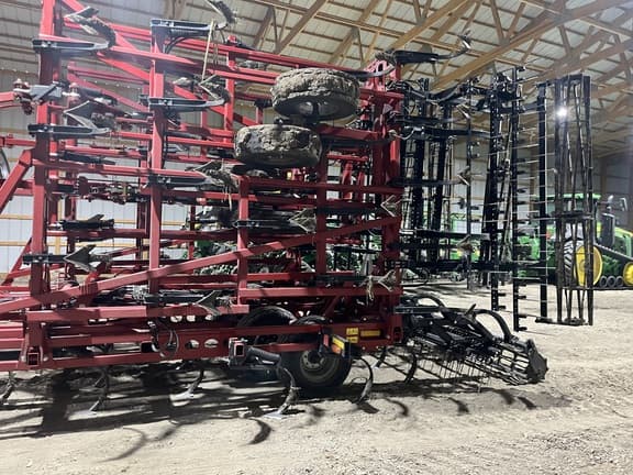 Image of Case IH Tigermate 255 equipment image 2