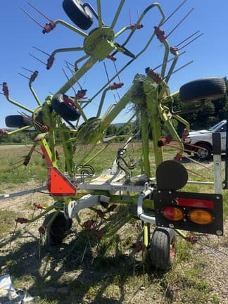 Image of CLAAS Volto 800 TH equipment image 2