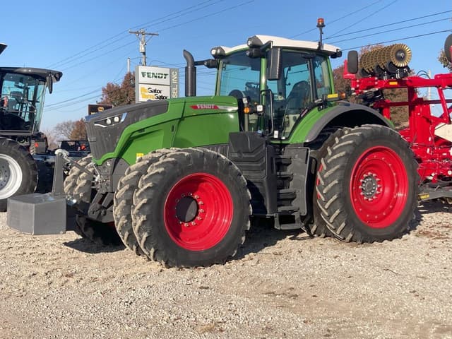 Image of Fendt 1042 Vario equipment image 1