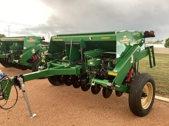 2024 Great Plains 1006NT Equipment Image0