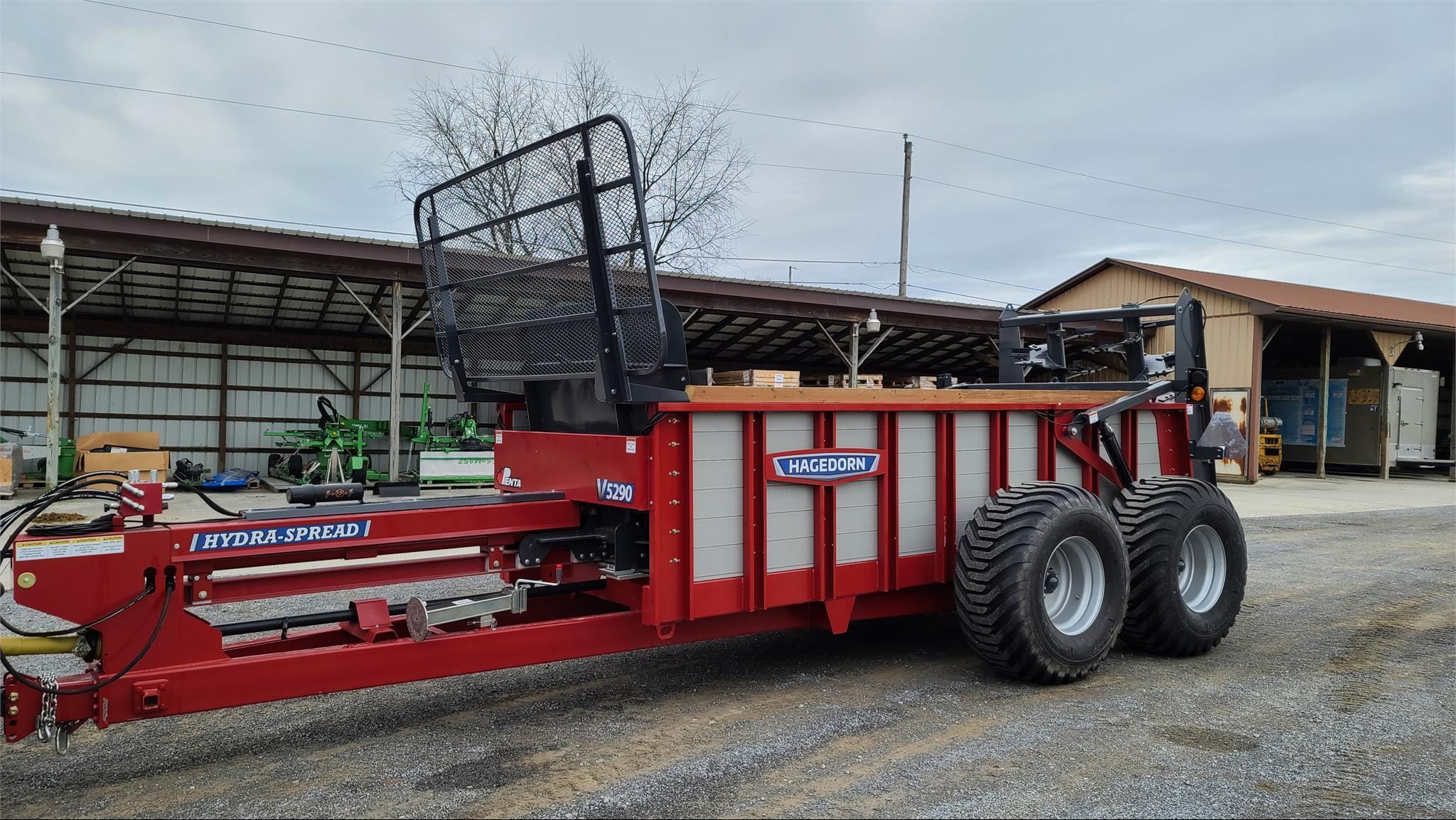 2024 Hagedorn Hydra-Spread Extravert 5290 Equipment Image0