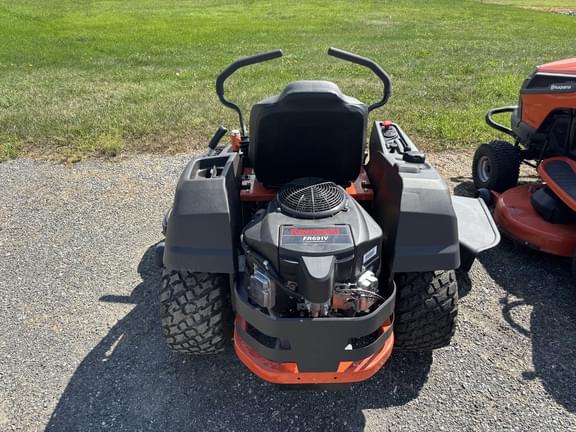 Image of Husqvarna Z254F equipment image 2