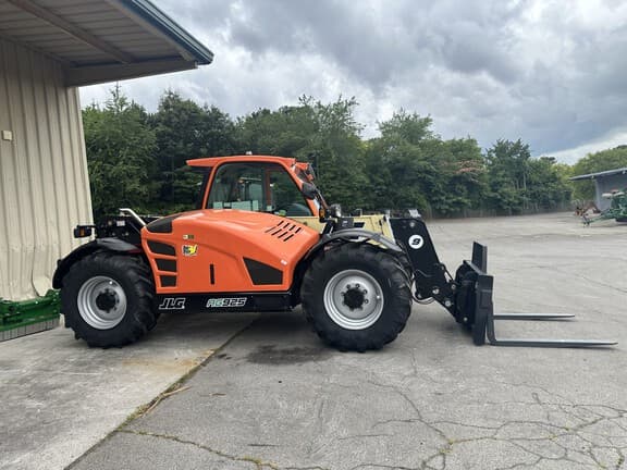 Image of JLG AG925 equipment image 1