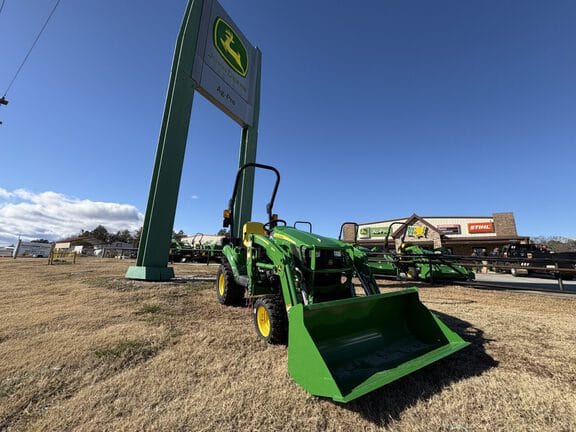2025 John Deere 1023E Equipment Image0